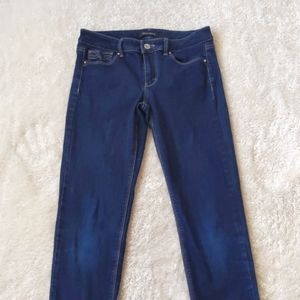 White House Black Market Dark Wash Jeans Size 4